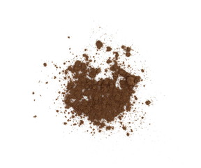Fototapeta premium Pile cocoa powder isolated on white background.