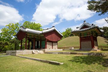 Yeonghwiwon and Sunginwon Tombs is the tomb of a king of the Joseon Dynasty.