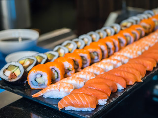 Mixed sushi bar set