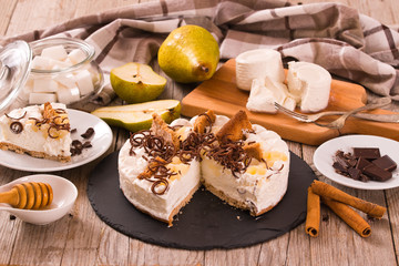 Ricotta and pear cheesecake.