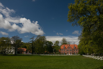 schöne Gutsanlage Panker mit Trakehner Zucht