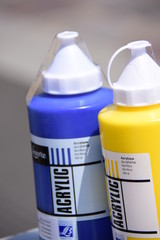 Bouteille peinture acrylique