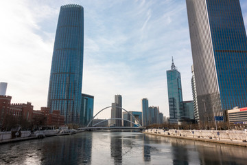 Obraz premium BEIJING, CHINA - DECEMBER 25, 2018: Tianjin cityscape, beautiful Bridge, Building in Tianjin , China