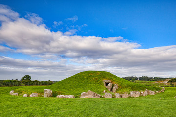 Bryn Celli Du Chambered Grave, Anglesey, Wales, UK © Colin & Linda McKie