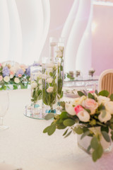 beautiful wedding decor, wedding ceremony, restaurant
