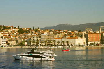 Fototapeta na wymiar Split harbor