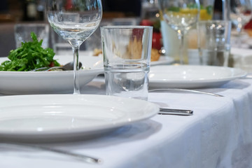 Restaurant table setting