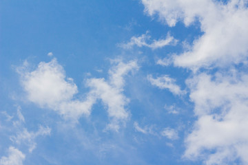 Naklejka na ściany i meble Blue sky white cumulus clouds background