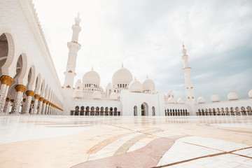 Sheikh zayed mosque in abu dhabi