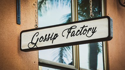 Obraz premium Street Sign GOSSIP FACTORY
