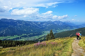 Fototapeta na wymiar Austrian Alps-view of the Dachstein from Planai