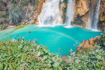 Fototapeta na wymiar The amazing turquoise natural pools of Chiflon in Chiapas, Mexico
