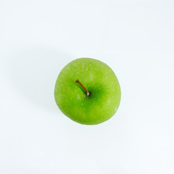 Green apple on white background, Green apple isolated, Fruit on white background