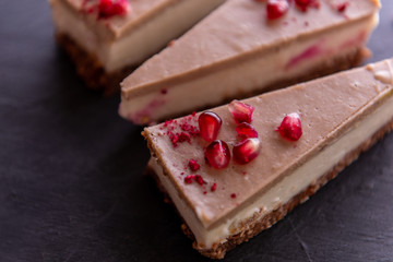 salted caramel raw vegan cheesecake with pomegranate 