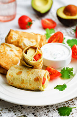 avocado tomato egg roll with cilantro sour dip