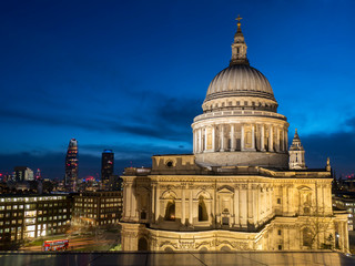 Fototapeta premium Europe, UK, england, London, st pauls dusk 2019