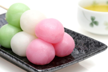 三色だんご