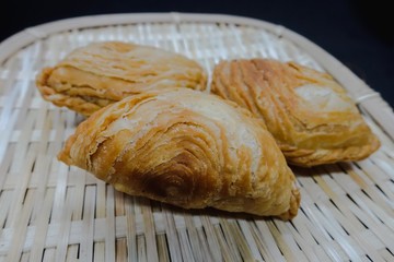 Curry puff or locally known as “Karipap” is a Malaysian traditional food. This tasty food have flaky pastry on the outside and delicious curry potato on the inside