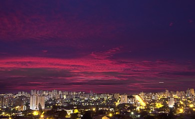 Obraz premium Beautiful pink sunset