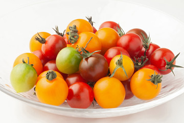 カラフルなミニトマト