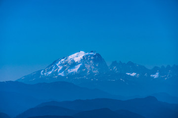 Fototapeta na wymiar Beautiful view of Shika Snow Mountain at Shangri-La, China