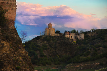 Obraz premium Tbilisi, Georgia: Tabori monastery at sunset