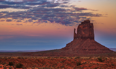 Fototapeta premium Sunset on Monument Valley