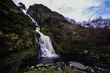 Fototapeta na wymiar Assaranca waterfall, Wintertime in Ireland