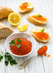 Red caviar in bowl