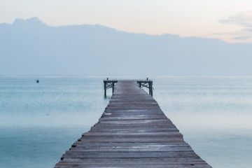 Fototapeta premium Amanecer Playa de Muro embarcadero Madera