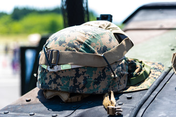 軍用ヘルメット