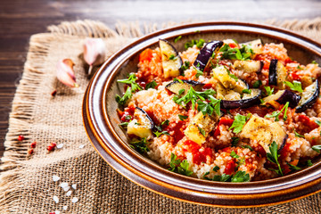 Couscous with sauce and vegetables