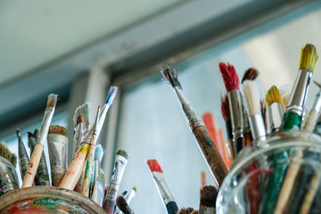 Nahaufnahme von Malerpinseln