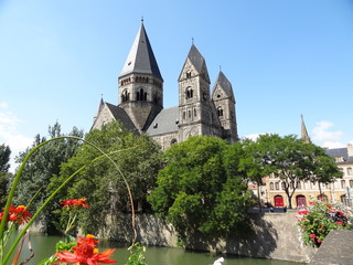 Metz_temple_neuf