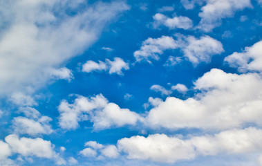 Obraz na płótnie Canvas The most beautiful blue sky. The most beautiful white clouds. The best natural clouds. Very beautiful sky. The most beautiful background of white clouds and blue sky