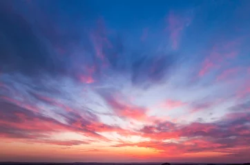 Zelfklevend Fotobehang red sunset clouds © metapompa