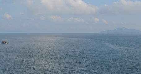 Obraz premium Sunny sky and the sea