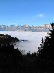 Nebelmeer über Flumserberg mit Blick auf die Churfirsten, Schweiz