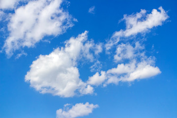 Obraz na płótnie Canvas Clouds in the blue sky