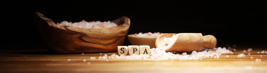 Natuaral cosmetics with pink himalayan spa salt. Sea bath salt for healthy spa relaxation