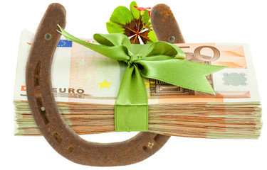 Liasse de billets sur fer à cheval 