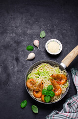 Spaghetti with zucchini