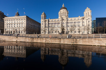 Fototapeta na wymiar Port of Liverpool Building
