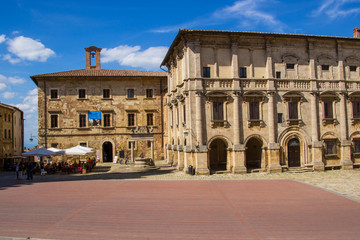 Fototapeta na wymiar Piazza Grande in Montepulciano