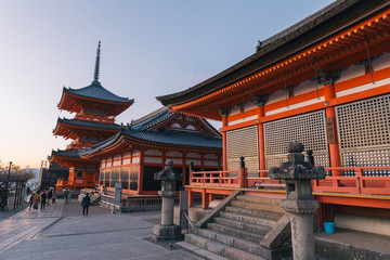 Obraz premium Kiyomizu-dera, formally Otowa-san Kiyomizu-dera, is an independent Buddhist temple in eastern Kyoto.