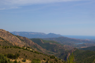 karge Berglandschaft auf Sardinien