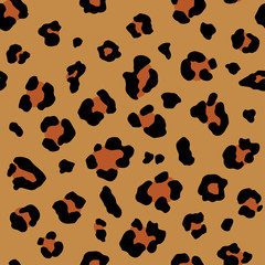 Leopard skin seamless pattern. Drawn animal print. Natural colors