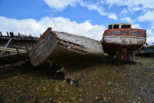 cimeti&egrave;res de bateaux de L'anse de Rostellec