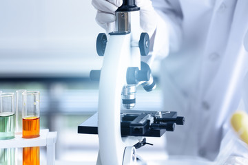 Science laboratory research and development, Medical laboratory, Scientific and healthcare research, Microscope and lab glassware equipment