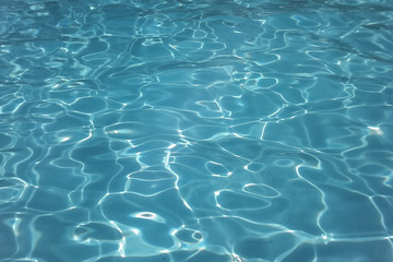 blue water in swimming pool